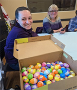 Filling 107 mini maracas camp hat crafts